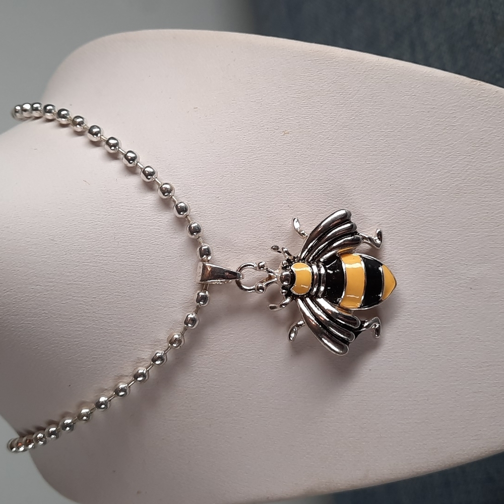 Bumble Honey Bee Pendant Necklace Silver Epoxy Metal Garden Flower Insect